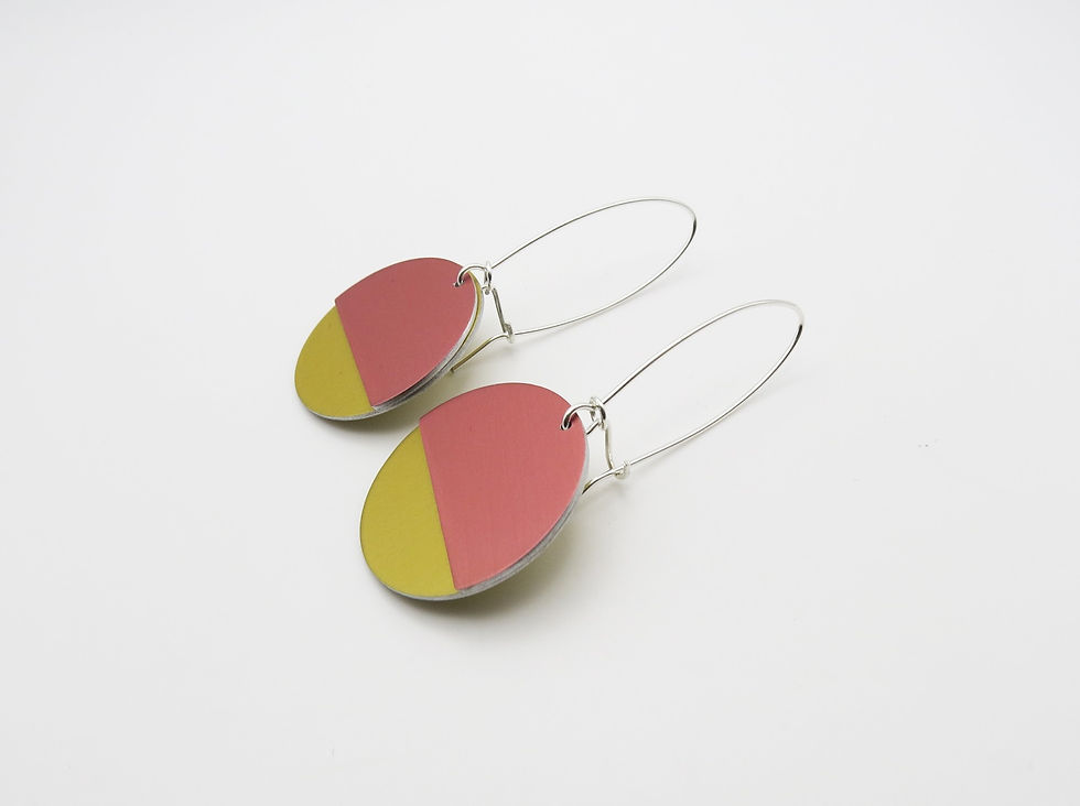 Thumbnail: Colour block earrings in coral and gold