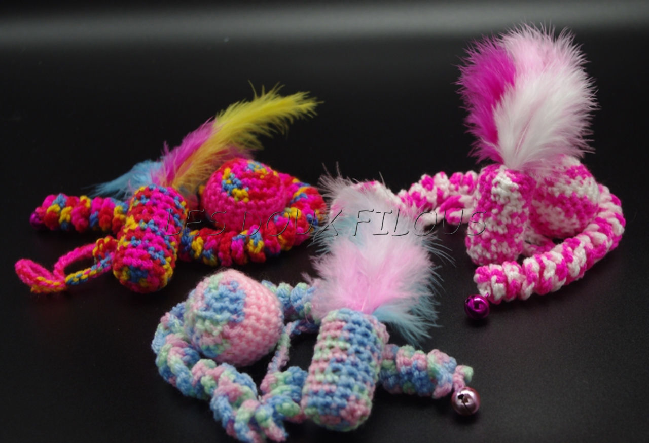 Lot de 3 jouets au crochet ©