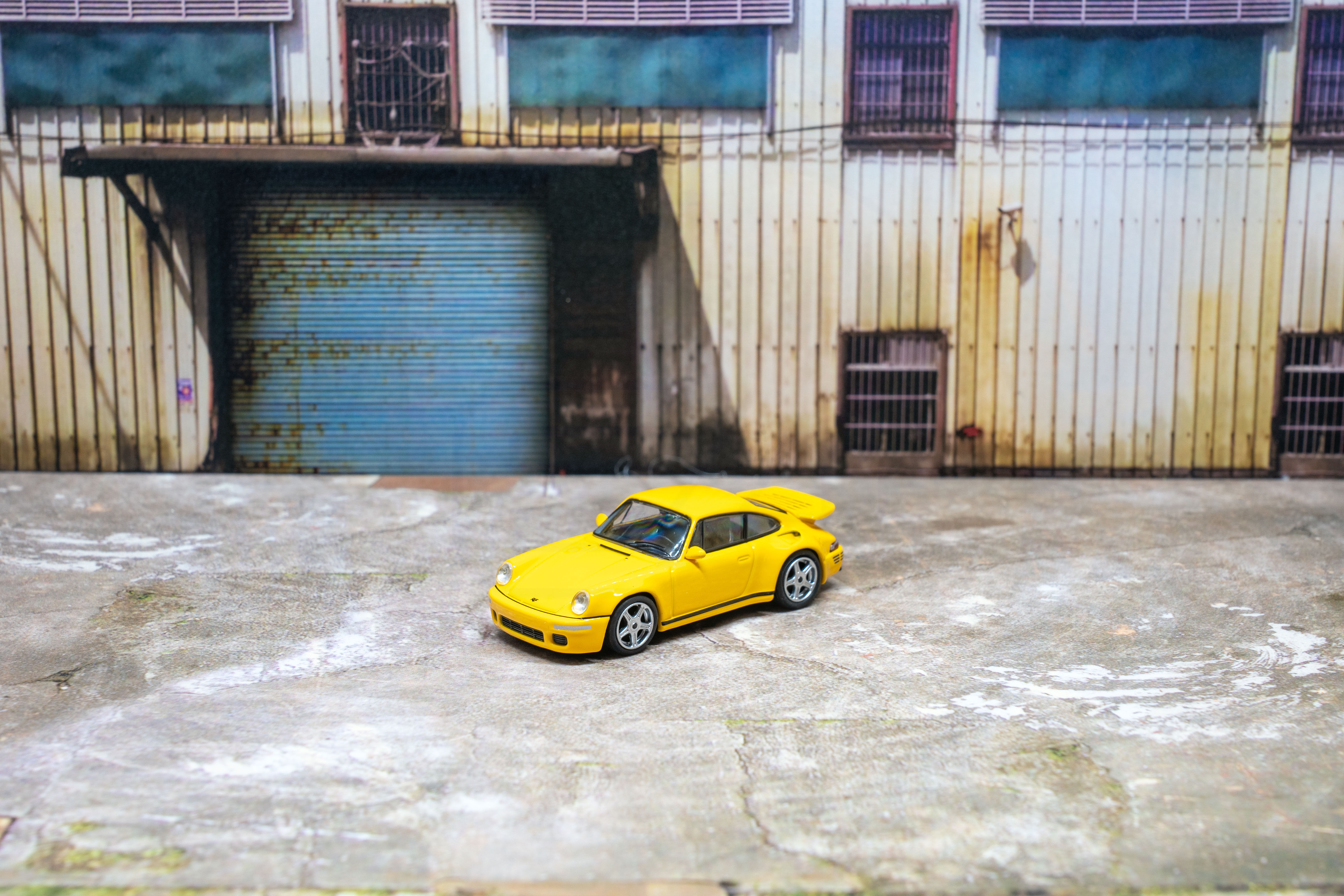 MiniGT 1/64 RUF CTR Anniversary Blossom Yellow