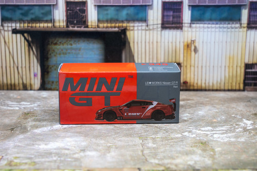 1/64 MINI GT 日産 GT-R R35 LBWK type2 MINI GT 1/64 LB☆WORKS Nissan GT-R R35 Type 2 Rear Wing ver