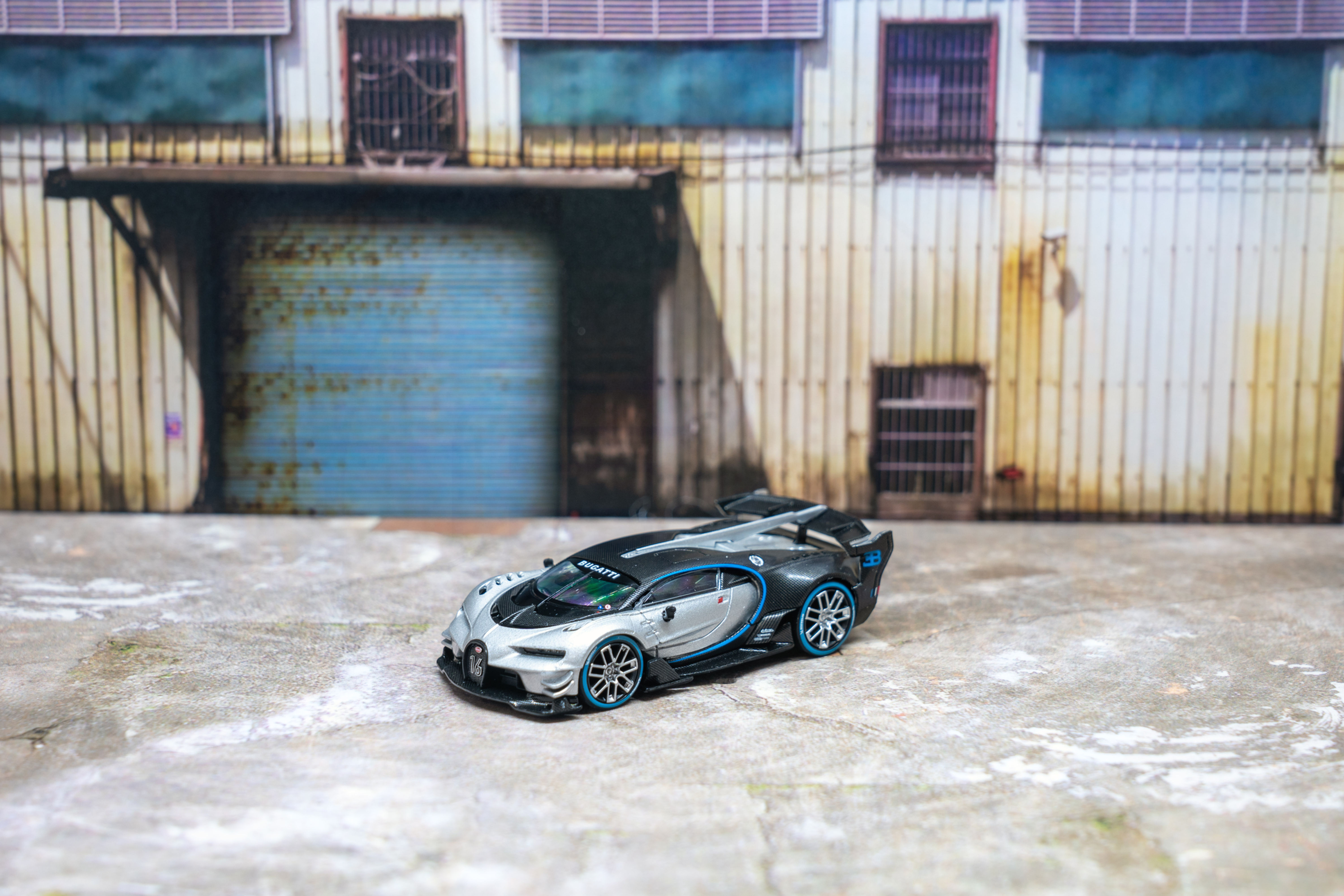MiniGT 1/64 Bugatti Vision Gran Turismo sliver