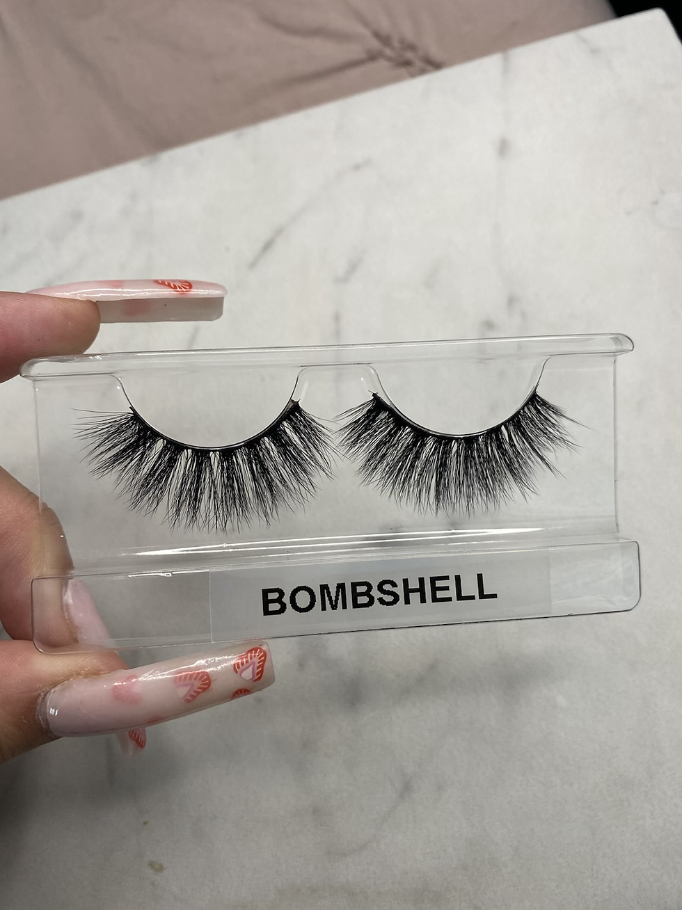 Thumbnail: Bombshell silk lash 