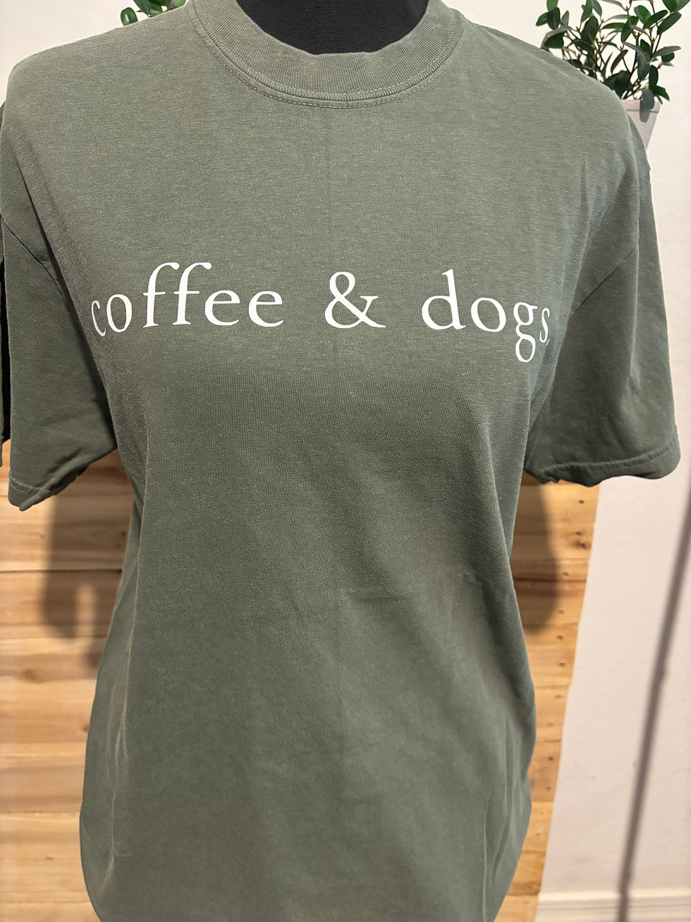 Thumbnail: Coffee & dogs. 