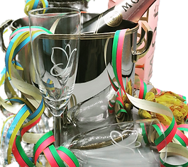 Taschen-Atelier Sonja Zipperer, Champagner mit Logo-Gläsern