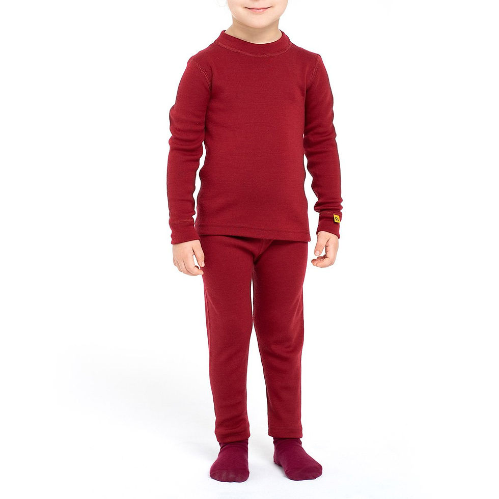 Thumbnail: Merino Wool Baselayer Set in Cherry Red 250 GSM
