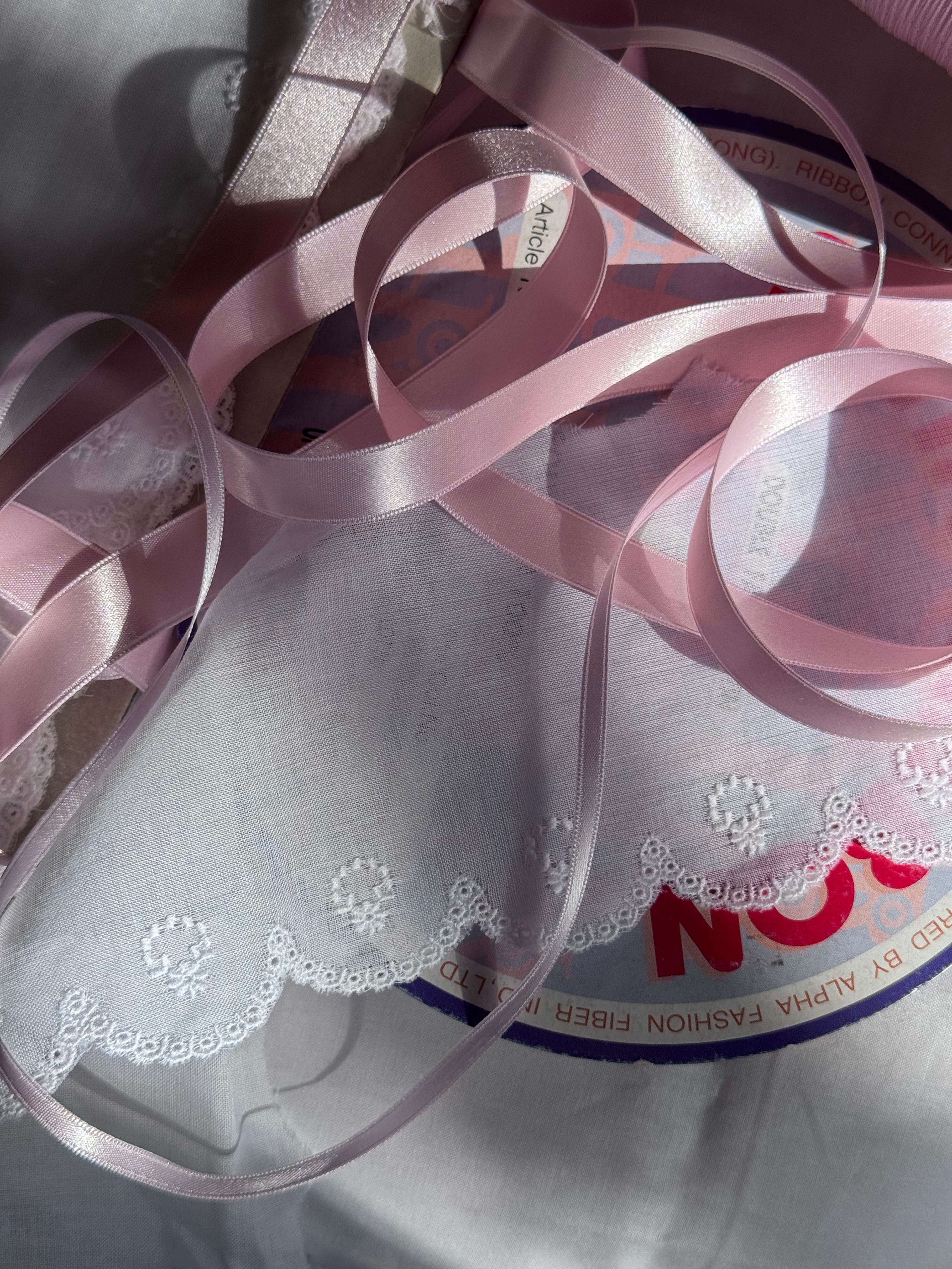 Kit - Snail Shirring Bonnet/Pink Ribbon - Eyelet Ruffle