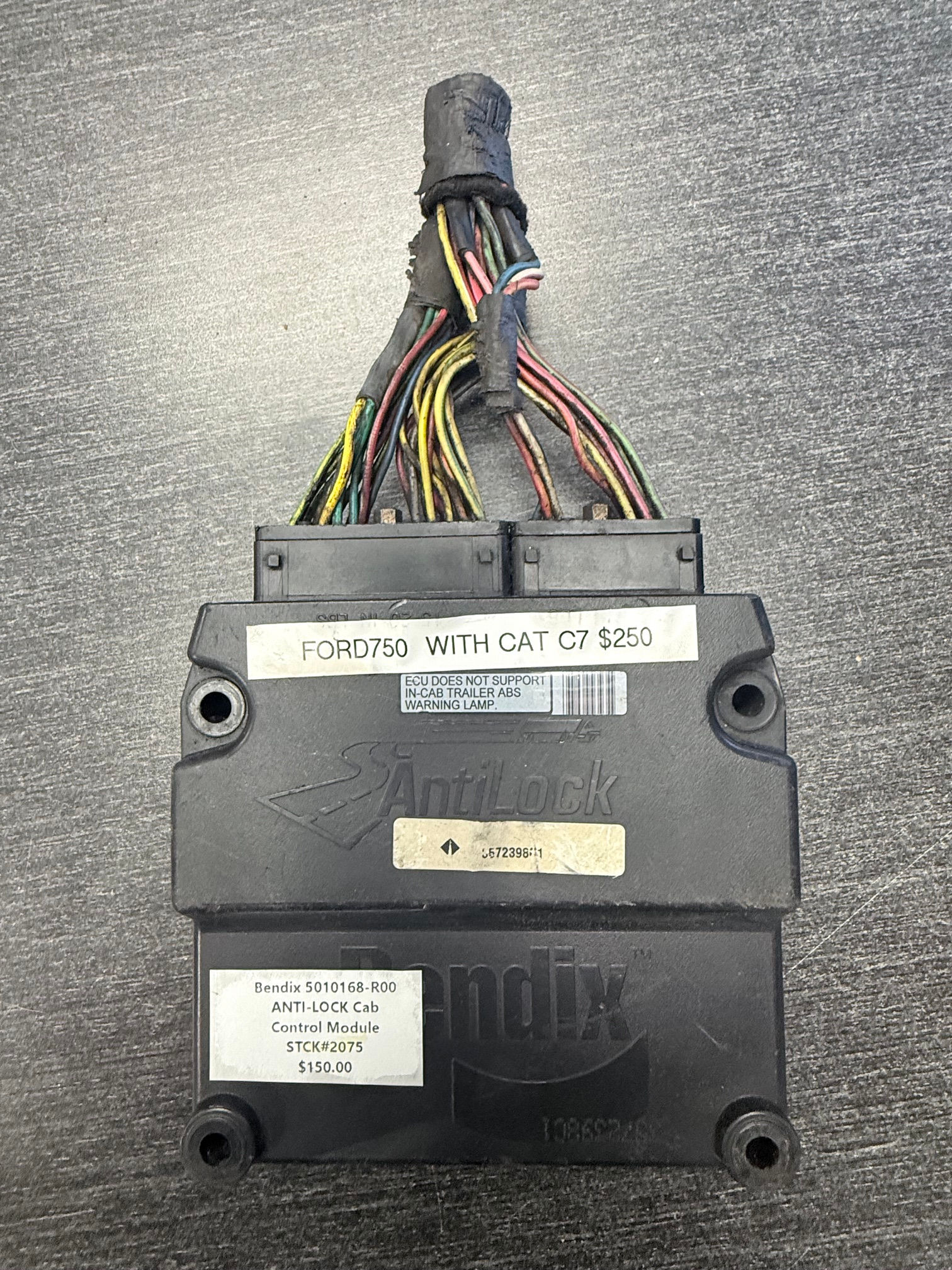 Bendix 5010168-R00 ABS Anti-Lock Cab Control Module Ford F-750 CAT C7