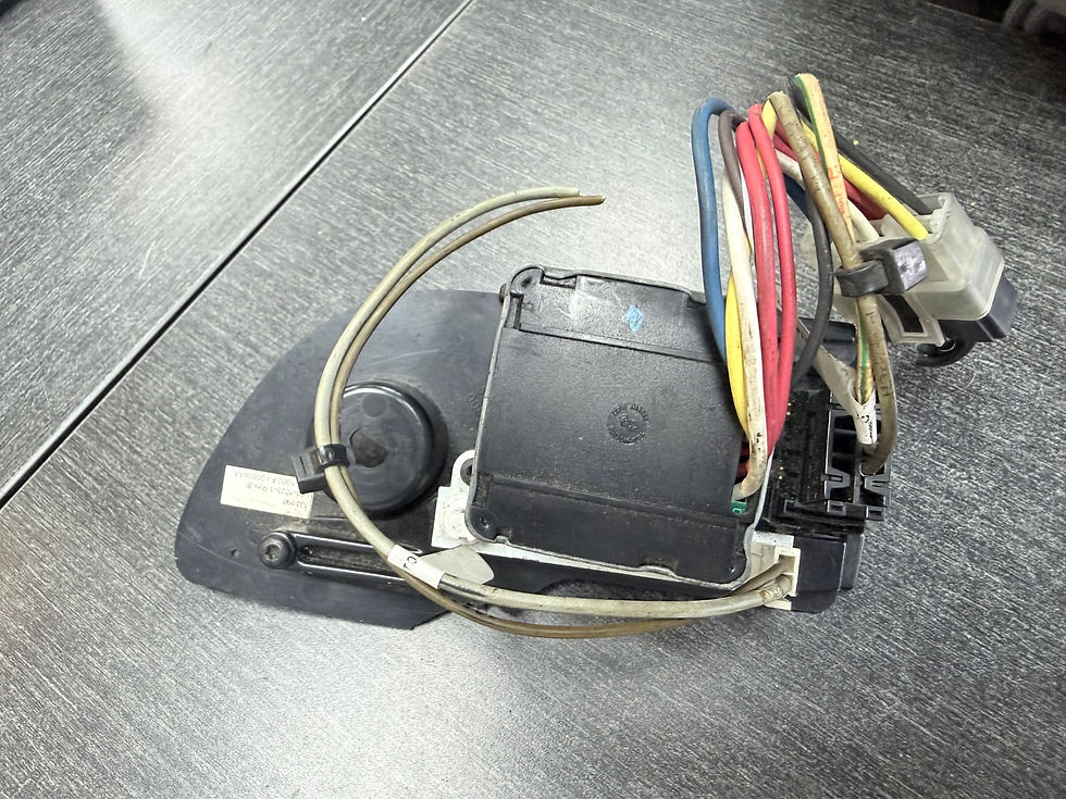 Thumbnail: 2001 KW Headlight Wiper Fan Control Switch Panel S64-1025-1