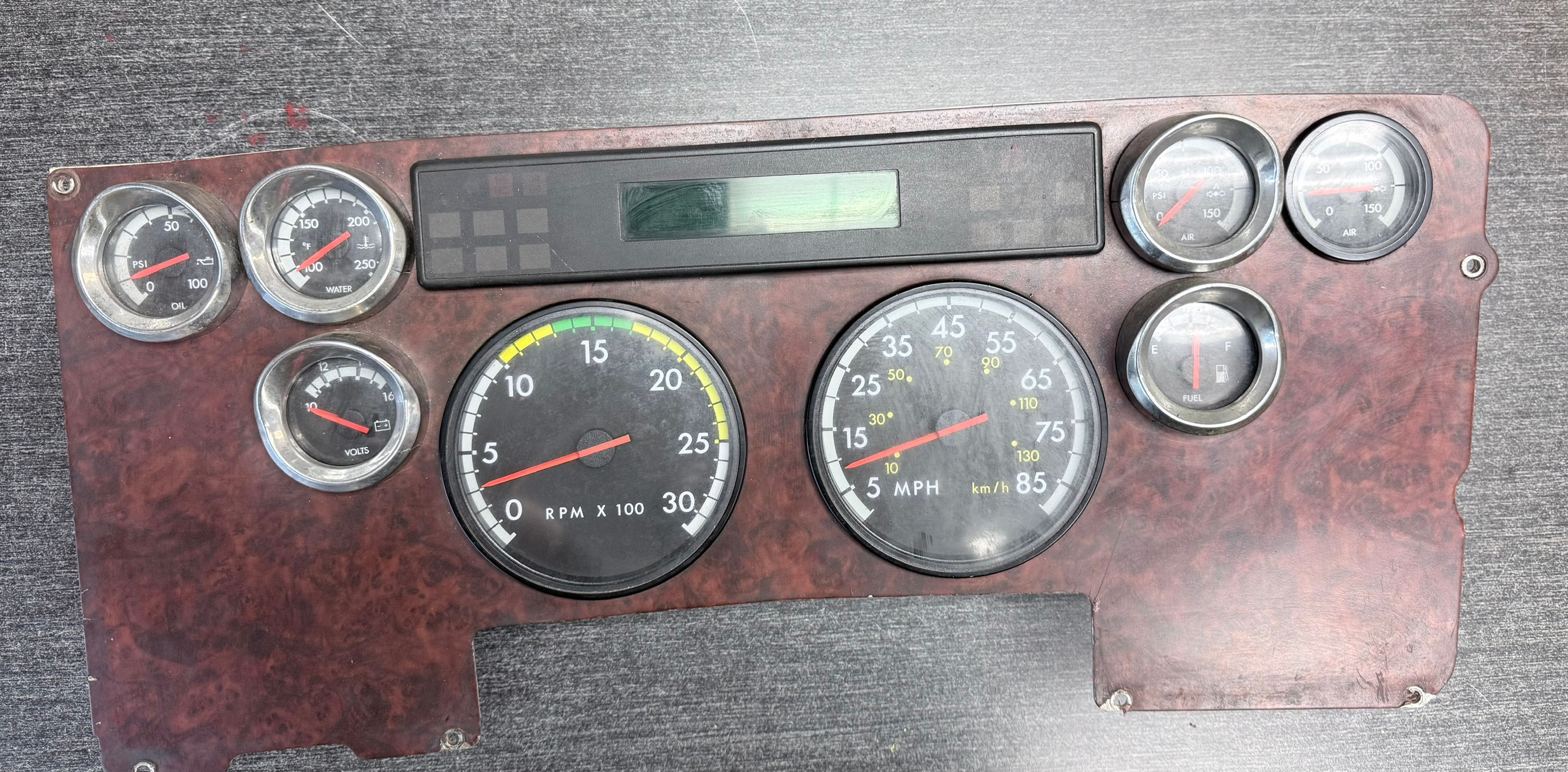 Freightliner Century Class Instrument Cluster Gauge Panel 8 Gauge OEM Used