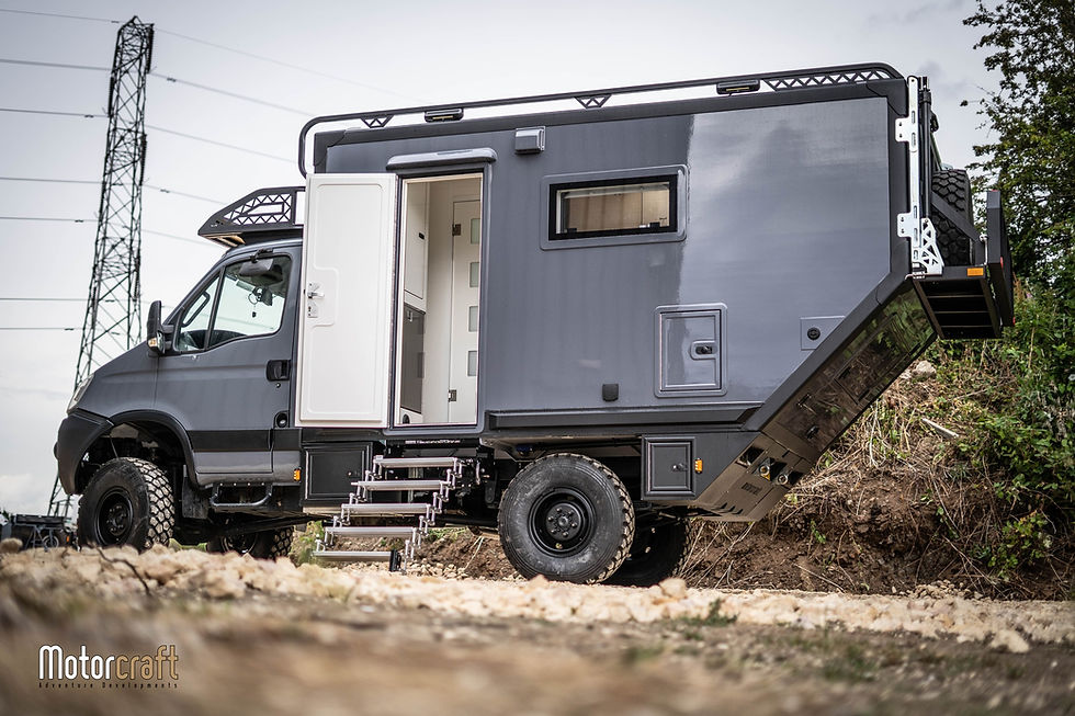 Iveco Daily 4x4 Habitation Box Door Open