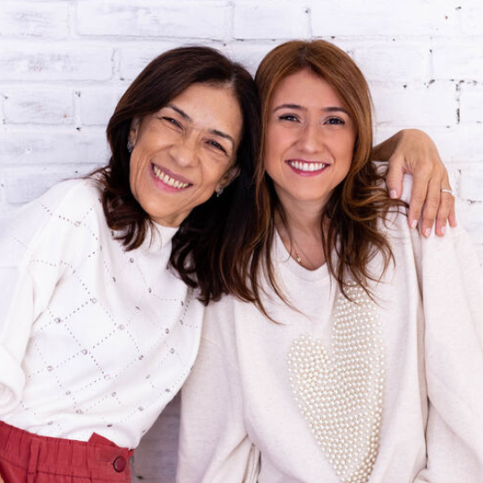 ROBERTA E TAÍS BENTO .png