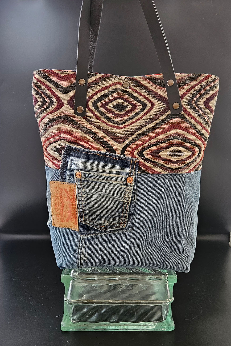 Thumbnail: Retro Tote