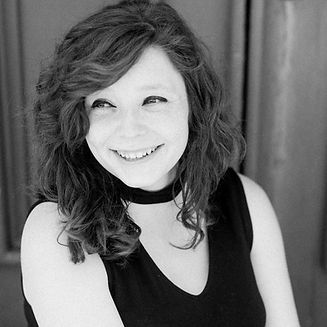 Kirstin Headshot.jpg