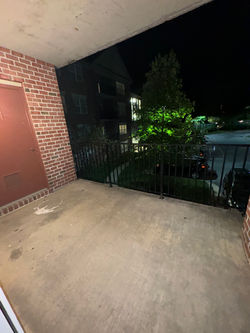 13_BALCONY
