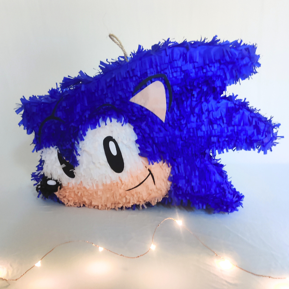 Sonic head Piñata front view