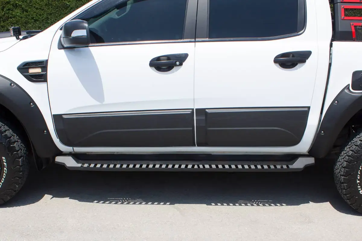 VW Amarok Dakar Yan Basamak Siyah V1 2010-2021 Arası