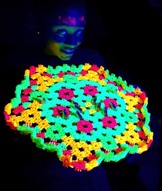 サムネイル： ネオン・ジーニアス（ラックスブロックス）