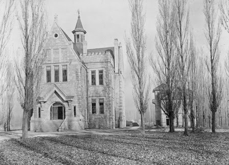 One hundred Thanksgiving days ago….