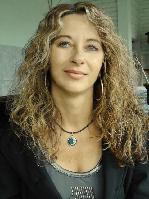 Eliane Candido