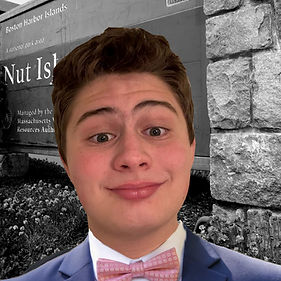 About the author MUN IMAGE Of leo_edited.jpg