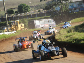 Domingo de velocidade: ZanoelloCup realiza seis corridas e consolida destaques nas quatro categorias do Autocross
