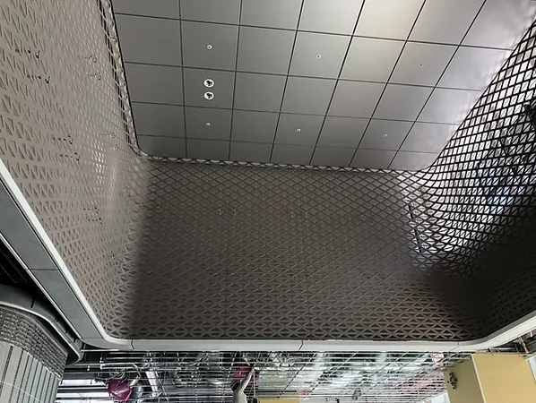 株式会社タナカエンジニアリング 千葉市 アルミキャスト外装工事 店舗外装工事 モニュメント工事 ドローン空撮
