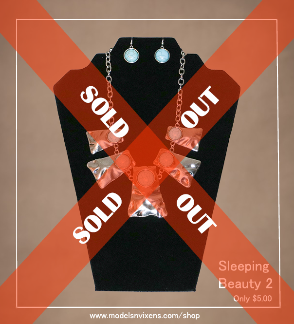 The Sleeping Beauty 2 Necklace and Earrings Set