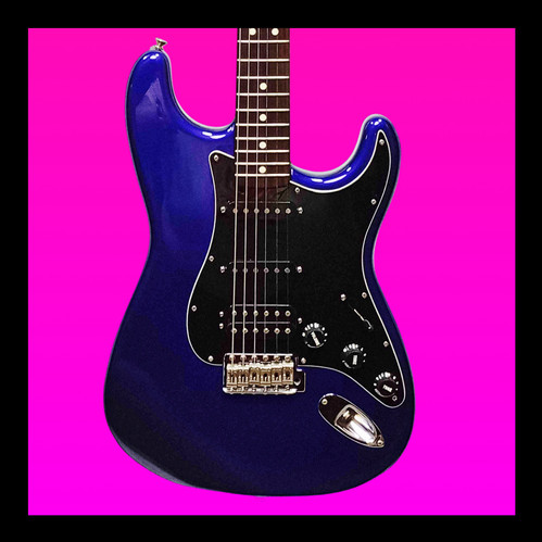 Fender Stratocaster Deluxe Series MIM - Purple | Ken's Bazaar