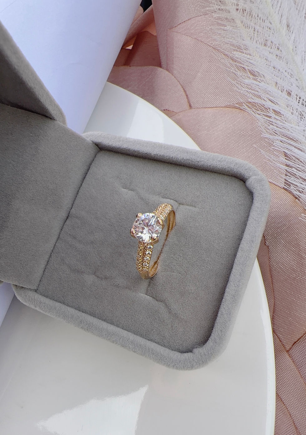 Miniatura: Anillo de compromiso oro 18k n