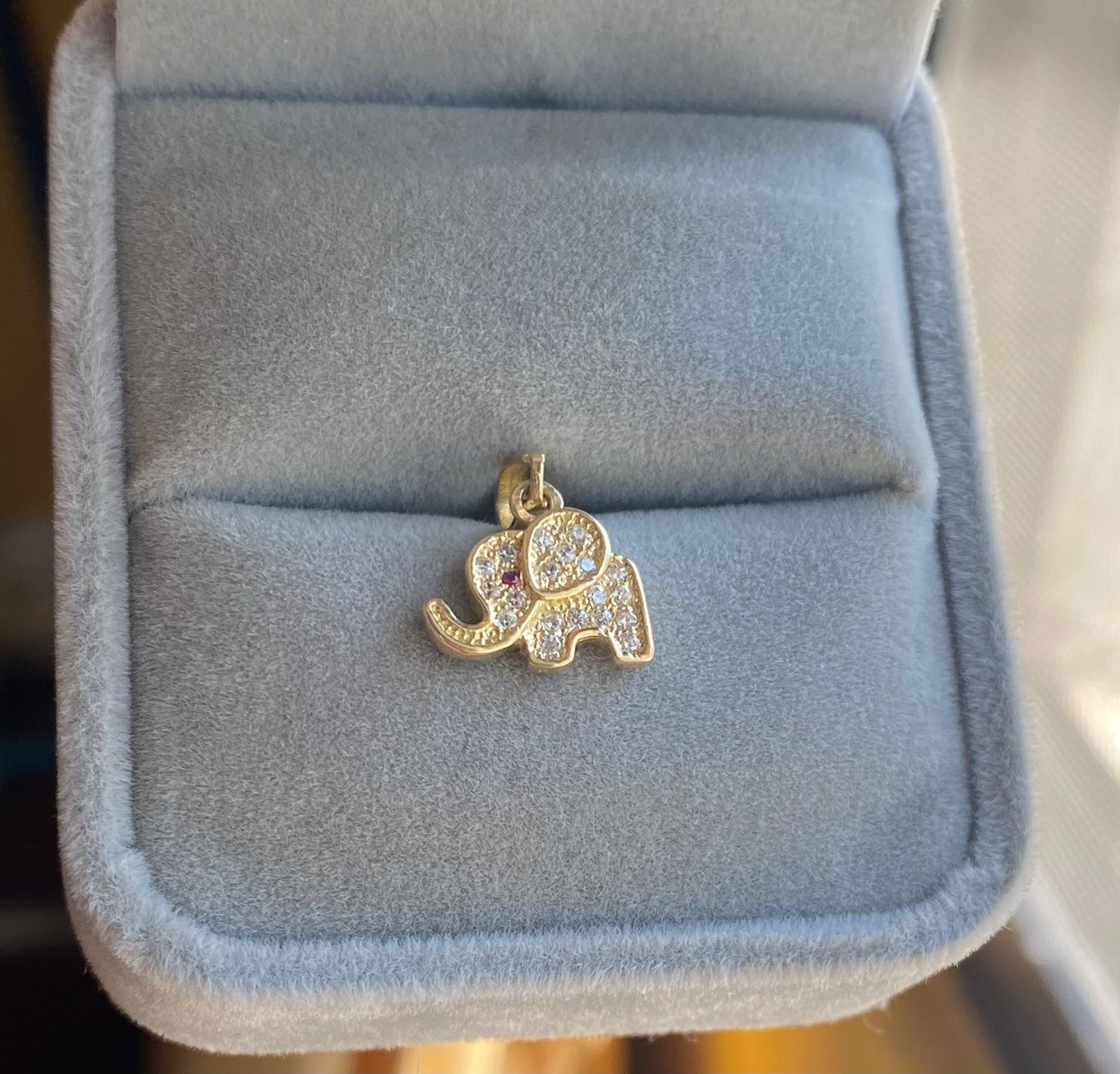 Dije elefante oro 18k