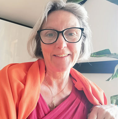 Birgit Seidl – authentisches Portrait der Alchemistin und Wegbegleiterin für Bewusstseinsarbeit und innere Balance