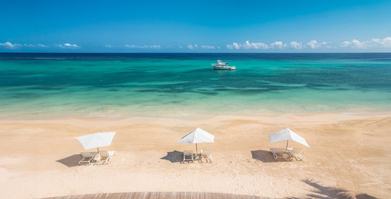 Representative beach imagery for a Sandals Dunn’s River destination wedding in Jamaica