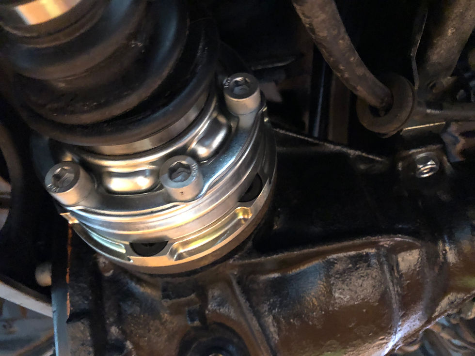 Thumbnail: W220 etc 122mm to 108mm differential cup adaptor/reducer x2