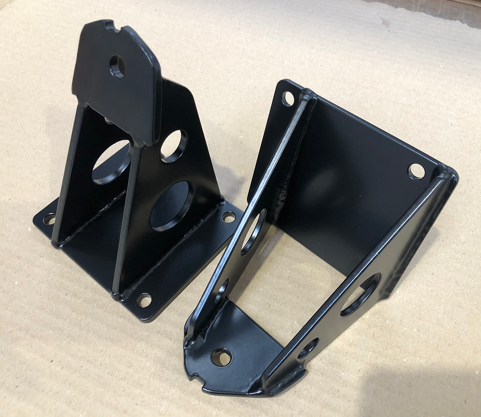 M104, M103 W201 Engine mounts (pair)