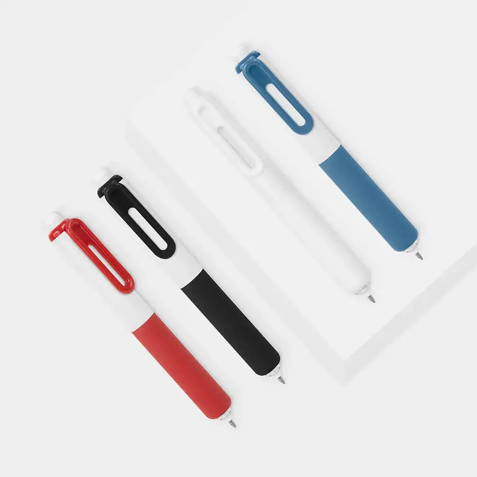 Pluma compacta con grip de silicón antiderrapante.
