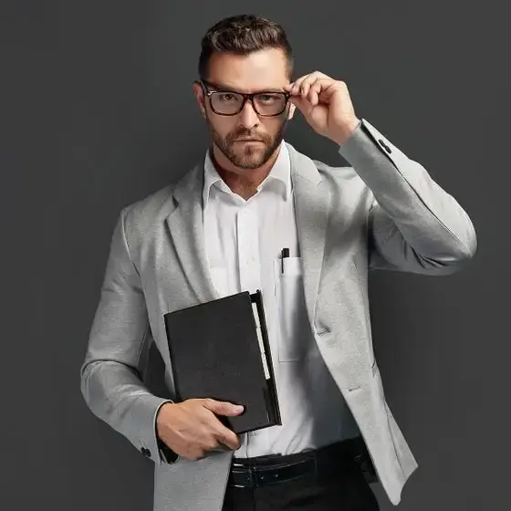 Miniatura: Agenda semanal premium 2026 con 140 hojas, 7 separadores y caja individual tipo regalo