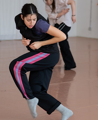 The International Contemporary Dance Program (ICD) at NOD – Nuova Officina della Danza in Turin, Italy, is a prestigious pre-professional training program designed for dancers aged 18 and above with strong backgrounds in contemporary and ballet techniques. Recognized for its innovative approach, the ICD offers participants the opportunity to engage with a diverse range of contemporary dance styles and methodologies.
