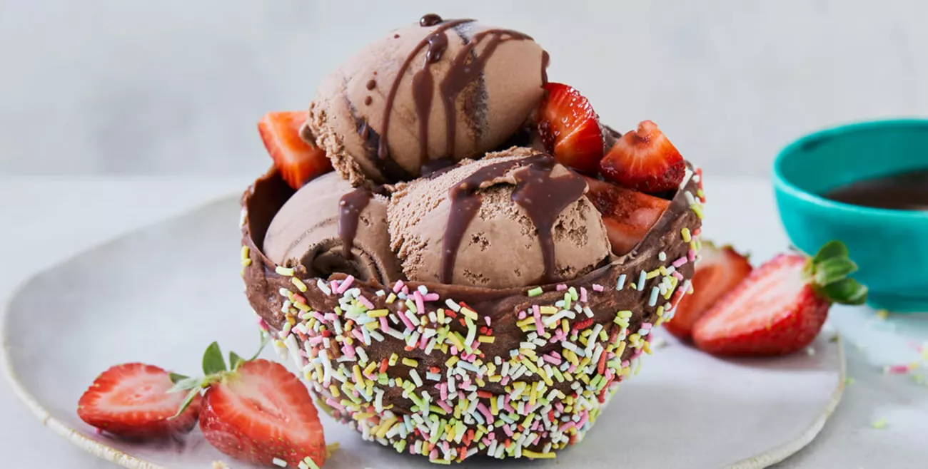1912-edible-choc-ice-cream-bowls_Desktop-1300x658.webp