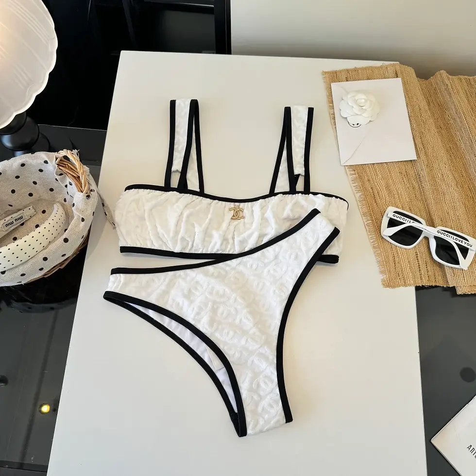 Miniature : Maillot de bain Chanel 