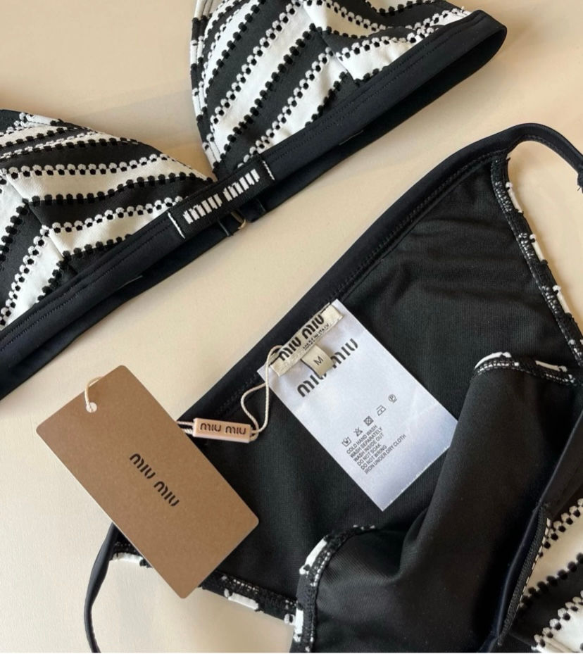 Miniature : Maillot de bain Miu Miu