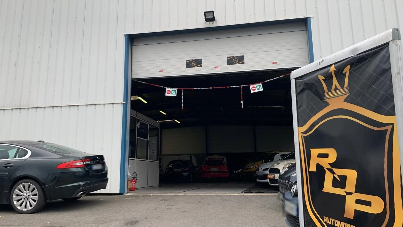 ouverture garage by Remorquage Depannage Pros