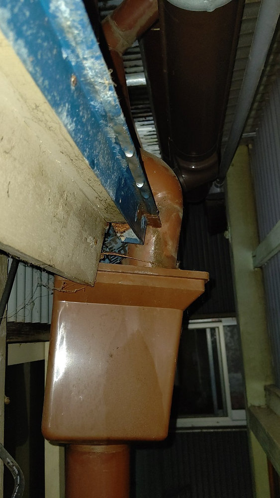 屋根雨漏れ 箱樋取付対応