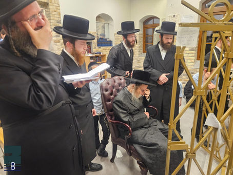 האד' מערלוי פוקד געוועהן ציון הק' אין צאנז וויילנדיג אין פולין אויף דאטשע