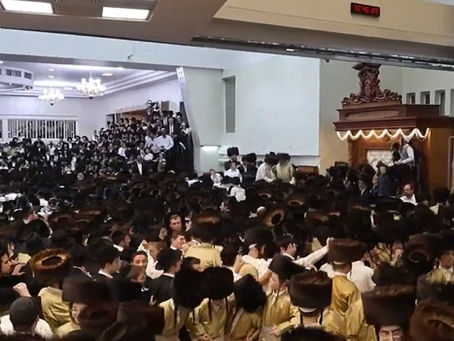 ווידיאו • שמחת בית השואבה חול המועד סוכות בחצר הקודש תולדות אהרן