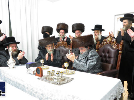 שיינעם מסיבת לחיים אפגעראכטן בצל האד' מוויזניץ לרגל השמחה במעונו פון האד' מבאיאן