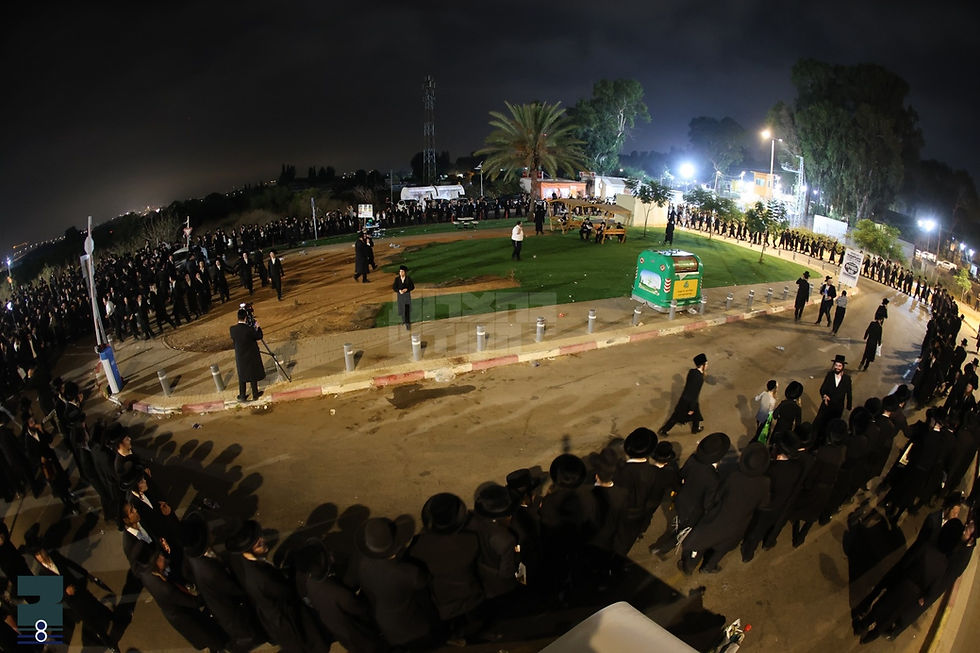 האלט מיט לעבעדיג: היסטארישע עצרת מחאה ביים מיליטערישע טורמע אין שפיץ פון די גדולי ראש הישיבות מנהיגי עולם התורה