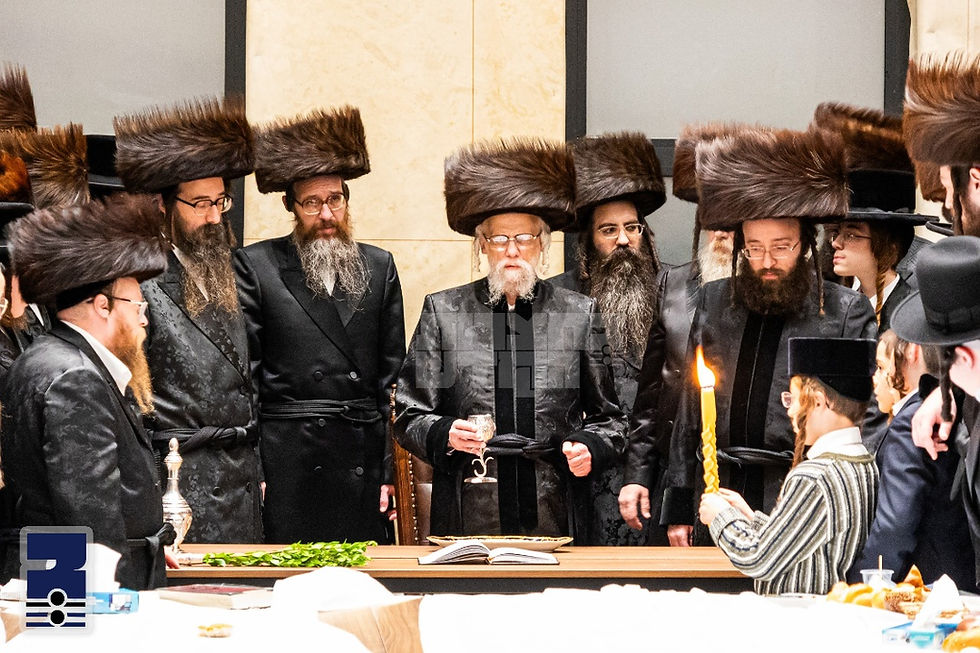 האד' מסערט וויזניץ געפראוועט געהויבענעם שבת אין בארא פארק בבית מדרשו פון חתנו האד' מקאסוב