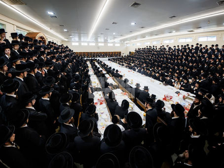 וּבְרָאשֵׁי חָדְשֵׁיכֶם: חסידי באבוב-45 מיטגעהאלטן געהויבענעם טאג ראש חודש אלול בצל הקודש