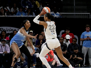 Chicago Sky vs Las Vegas Aces | Ballers Magazine Gameday Exclusive