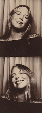 Ava Hansen Photo